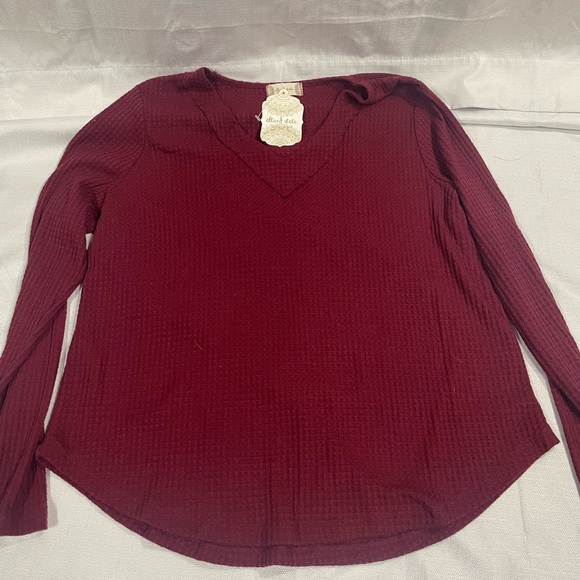 NWT Altar’d State long sleeve v neck top maroon size XL - Picture 2 of 5